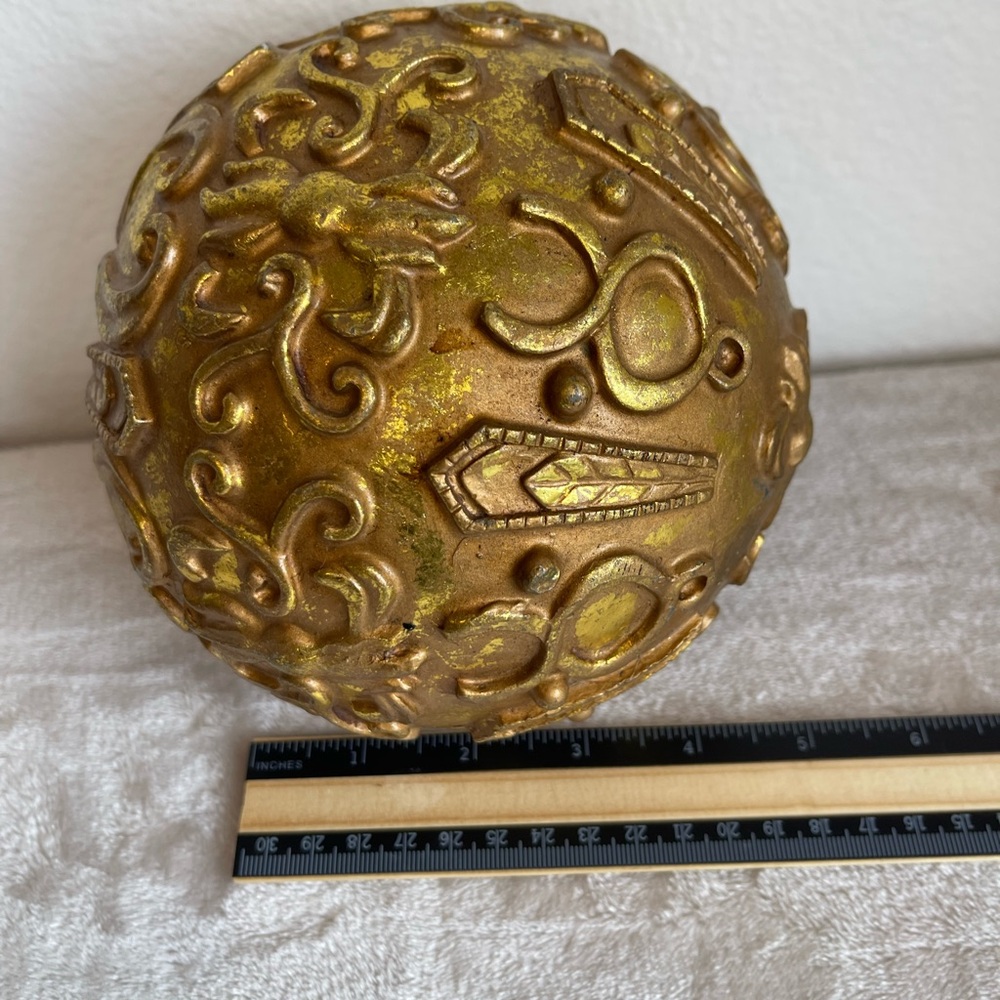 Ornate Gold Decorative Sphere‎ - Picture 3 of 4
